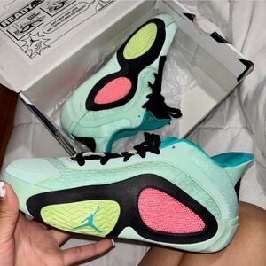 Jordan Tatum 2 GS Mint and Pink Sneakers